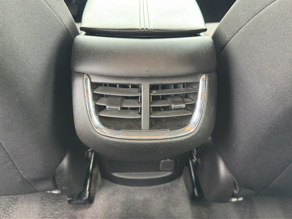 Used 2024 Chevrolet Malibu LT FWD image 26