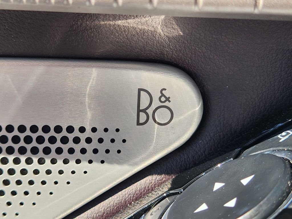 Used 2025 Ford Explorer Platinum w/ LUX Leather Package image 24