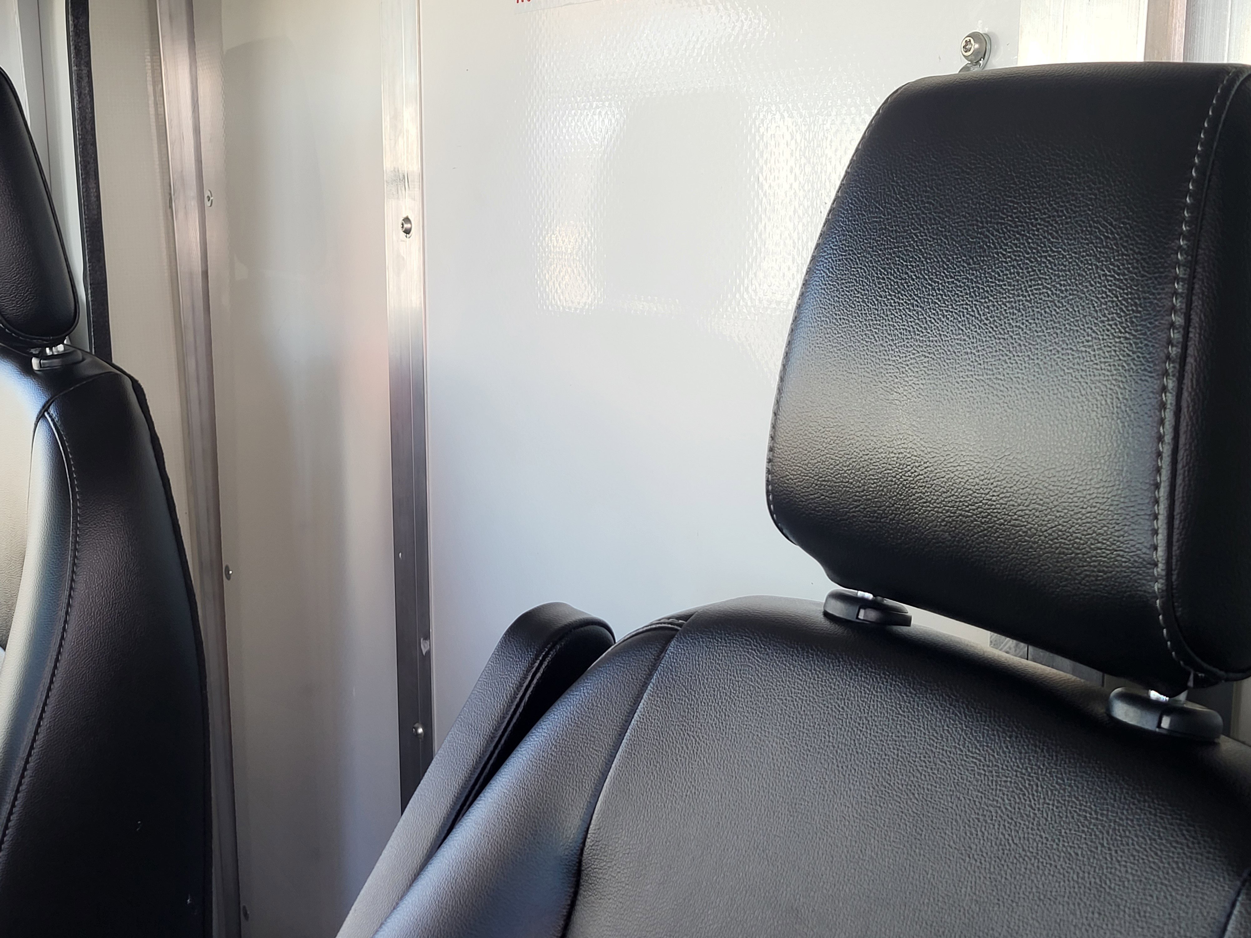 Used 2023 Ford Transit 350 DRW image 15