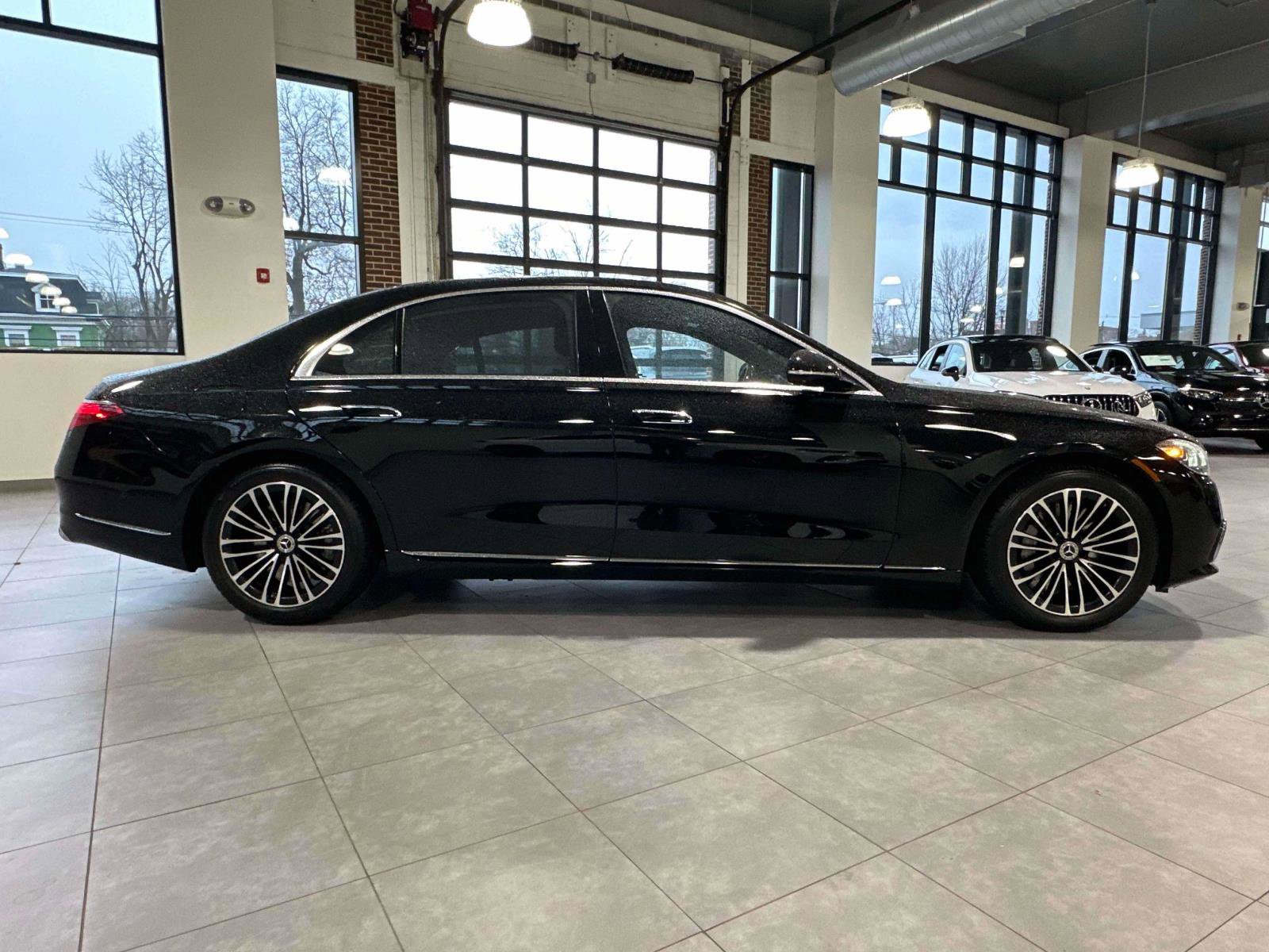 Certified 2022 Mercedes-Benz S 580 4MATIC Sedan image 5