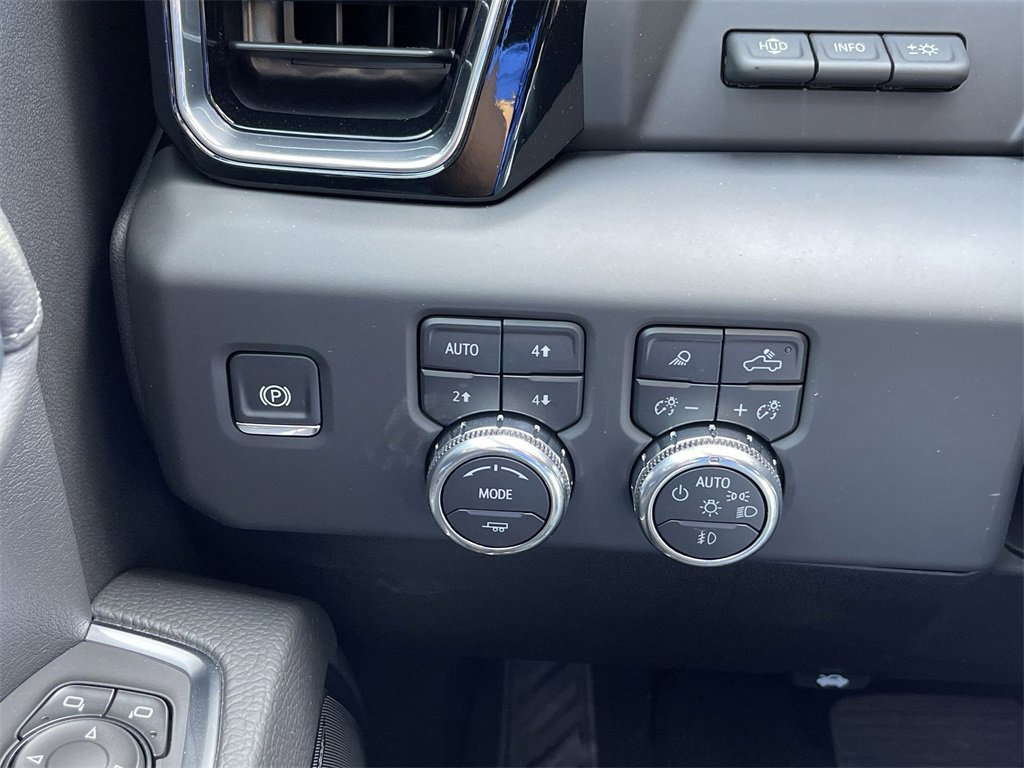 New 2025 GMC Sierra 1500 Denali image 18