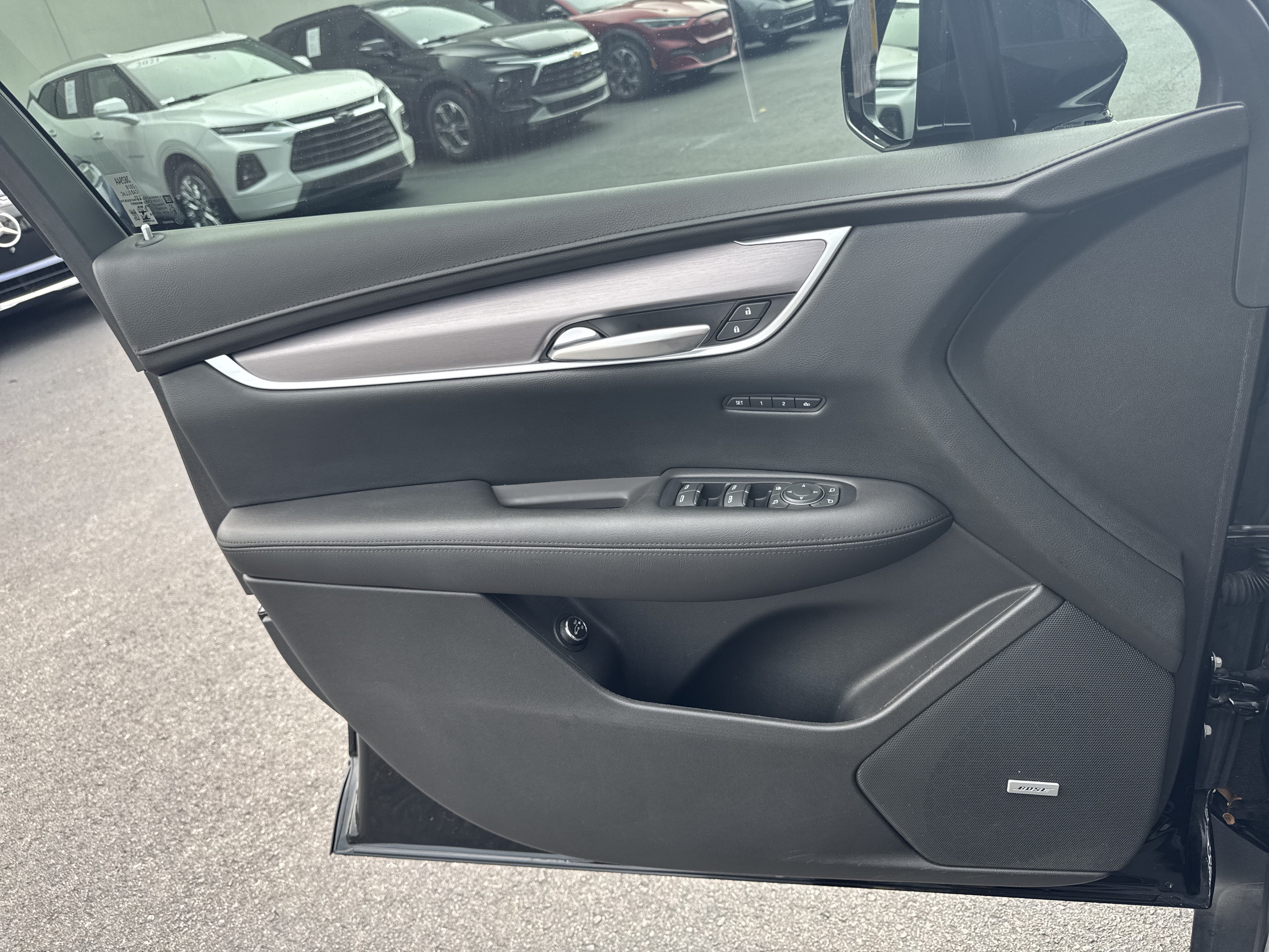 Used 2018 Cadillac XT5 Luxury w/ Driver Awareness Package FWD image 25
