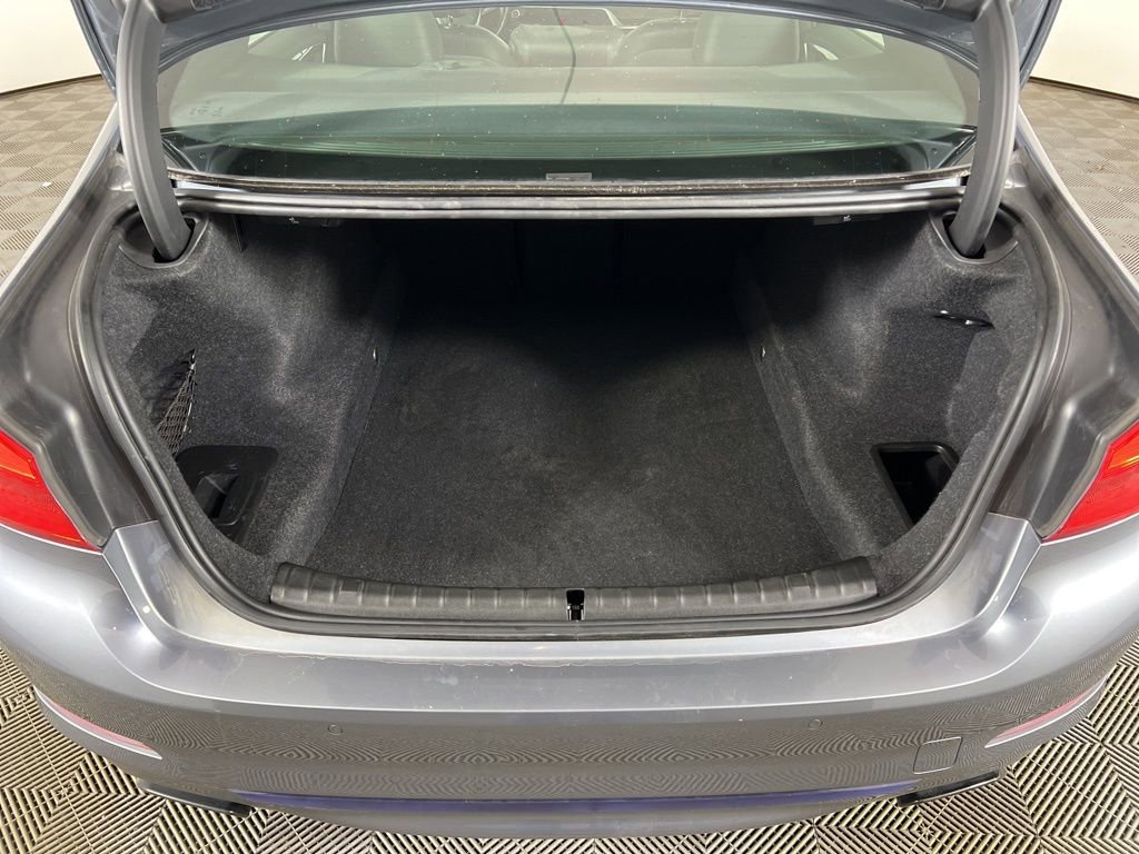 Used 2018 BMW 540i xDrive AWD/4WD image 26