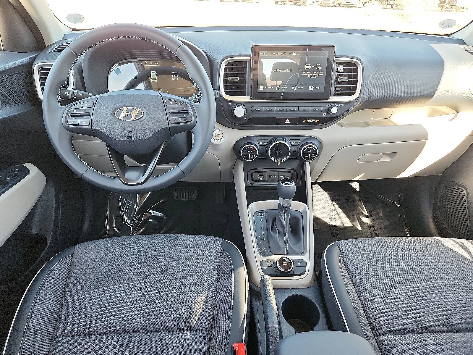 New 2026 Hyundai Venue SEL image 10