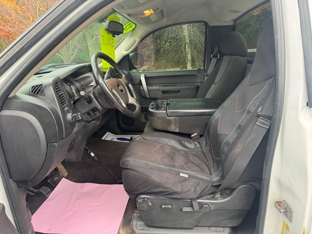 Used 2012 Chevrolet Silverado 2500 LT w/ Interior Plus Package image 8