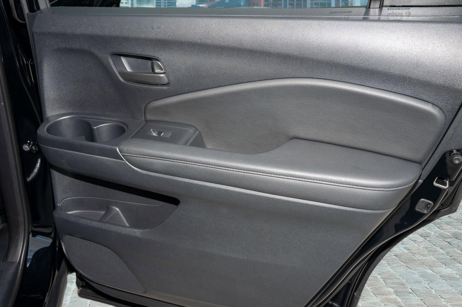 Certified 2025 Honda Passport EX-L image 13