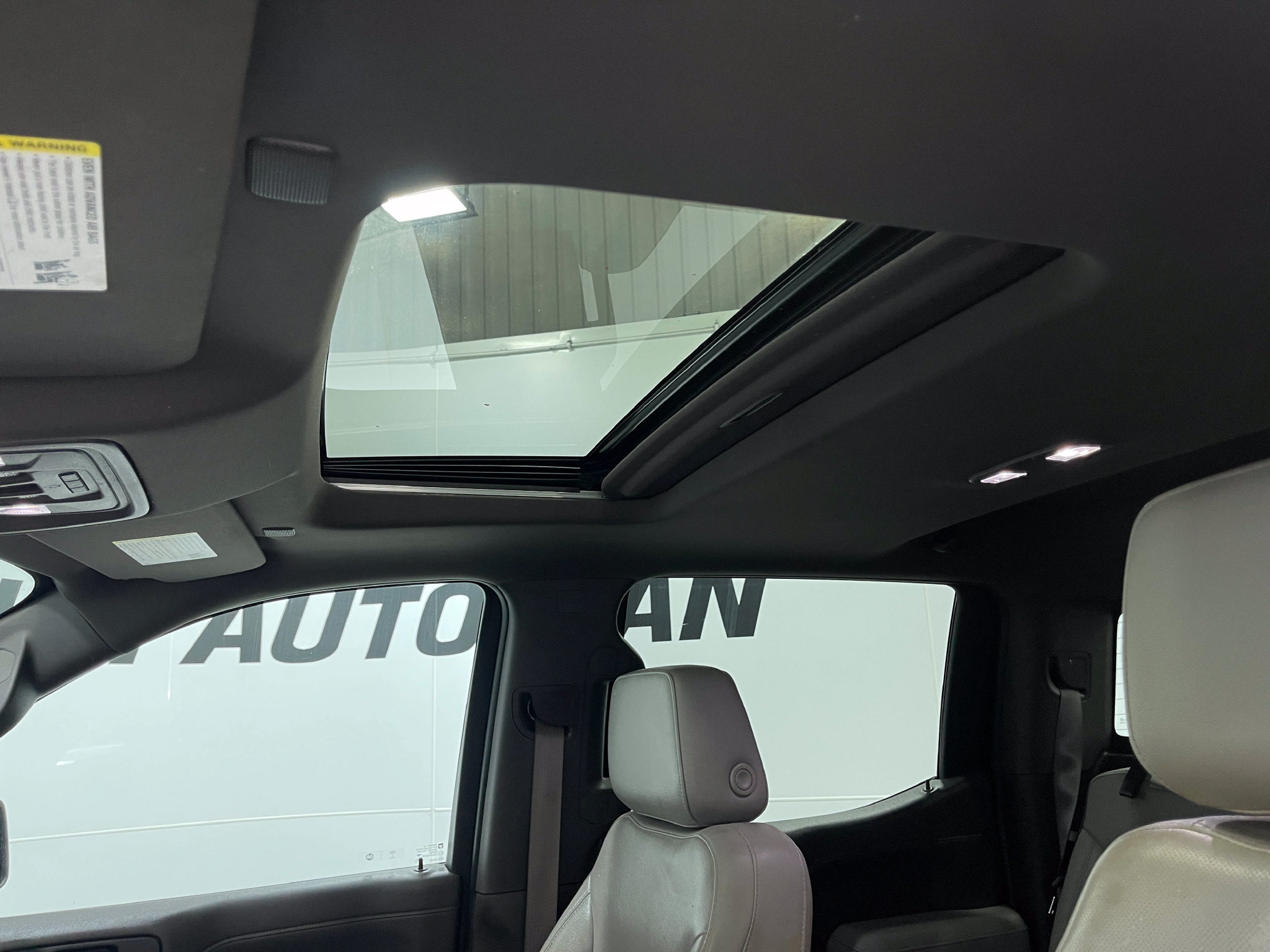 Used 2019 GMC Sierra 1500 SLT w/ SLT Premium Plus Package AWD/4WD image 12