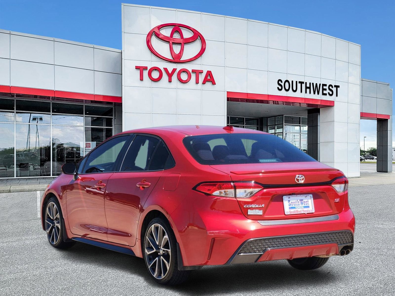 Used 2020 Toyota Corolla SE image 4