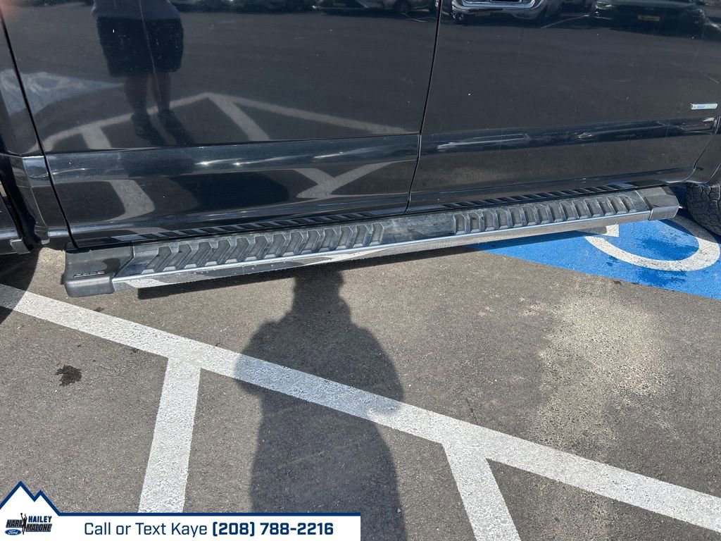 Used 2016 Ford F150 Lariat w/ Equipment Group 502A Luxury image 9