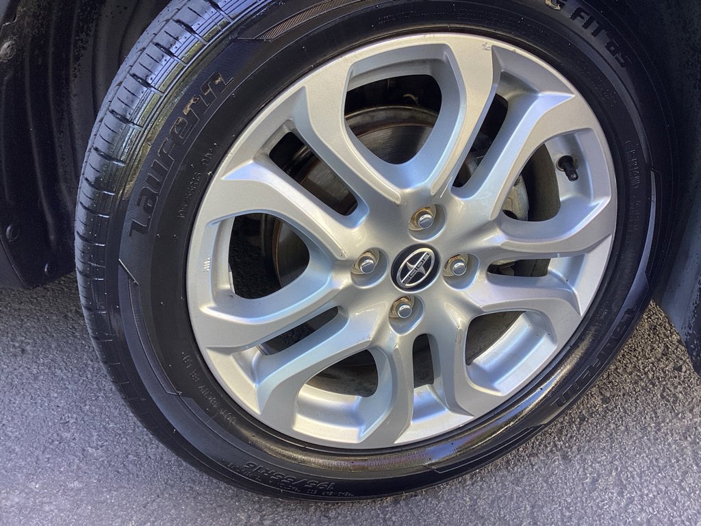 Used 2016 Scion iA FWD image 5