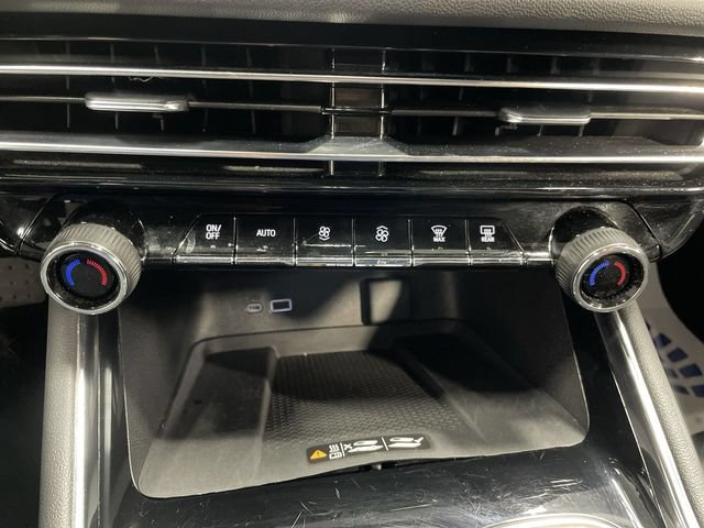 Certified 2025 Chevrolet Traverse LT AWD/4WD image 19