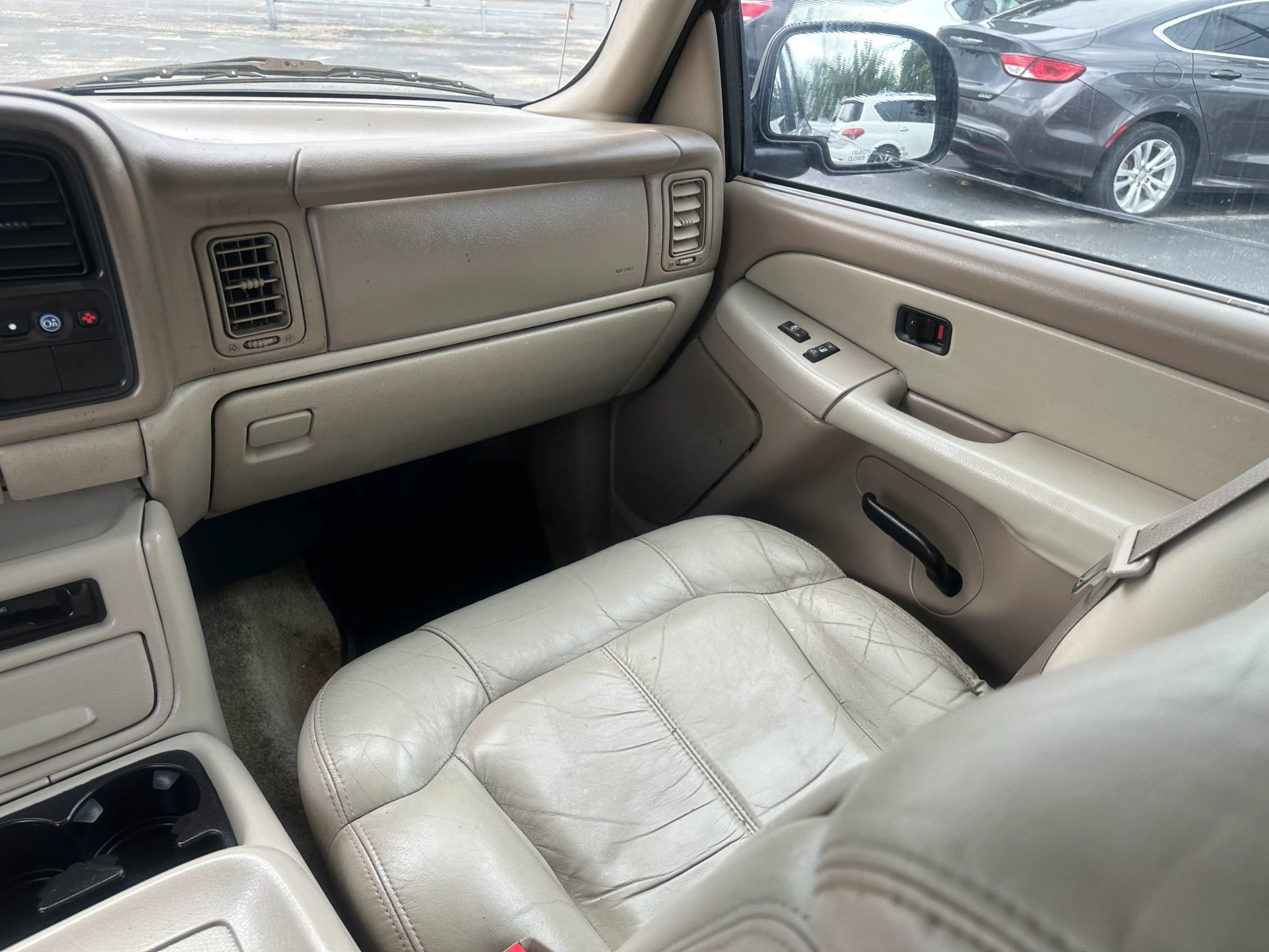 Used 2002 Chevrolet Tahoe Z71 AWD/4WD image 17