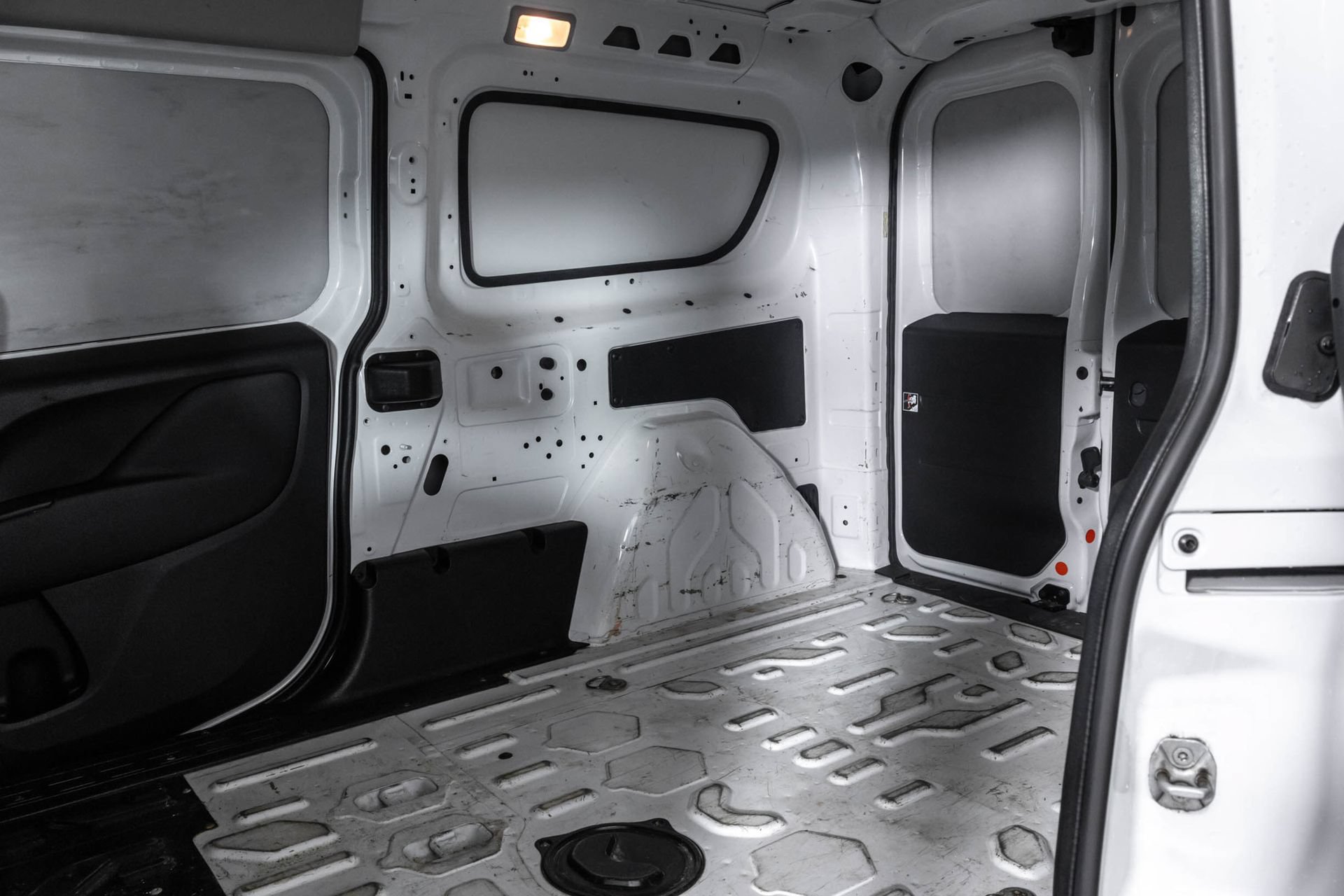 Used 2022 RAM ProMaster City Tradesman FWD image 34