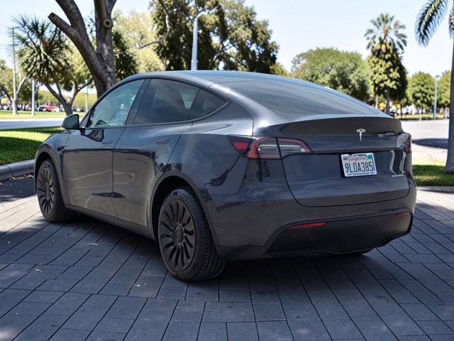 Used 2024 Tesla Model Y Long Range image 7
