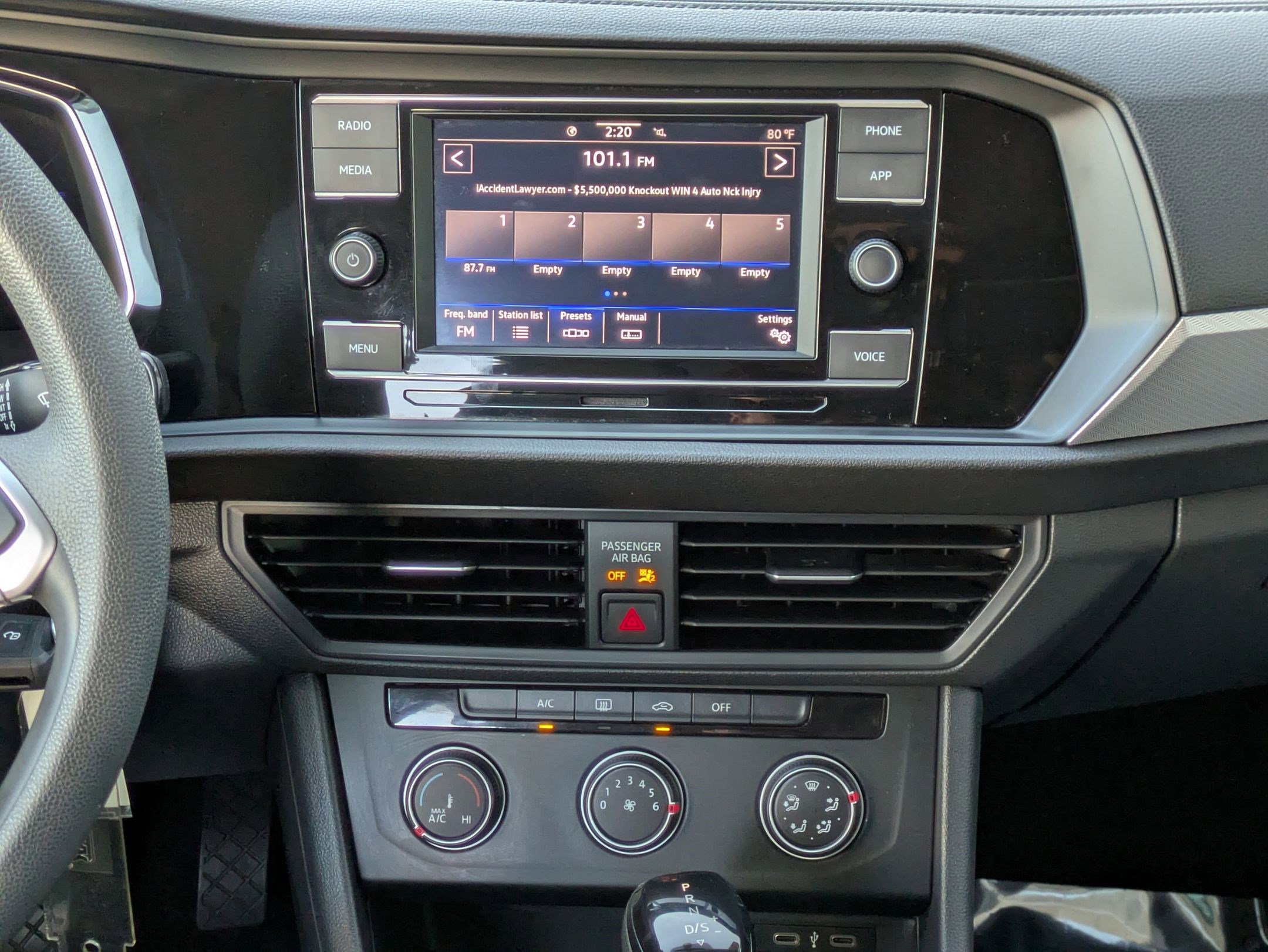 Used 2023 Volkswagen Jetta S image 18