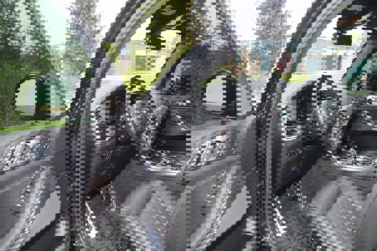 Used 2021 BMW X5 M50i image 75