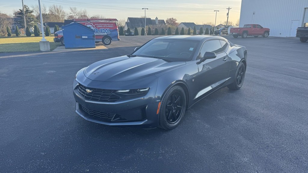 Used 2019 Chevrolet Camaro LT image 3