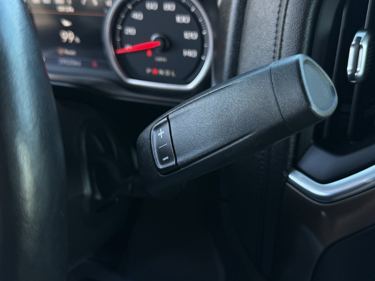 Used 2020 Chevrolet Silverado 1500 High Country w/ Technology Package AWD/4WD image 19