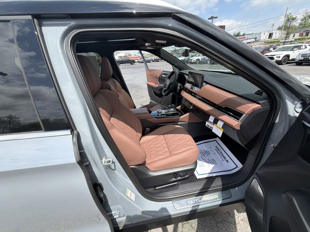 New 2026 Mitsubishi Outlander SEL AWD/4WD image 25