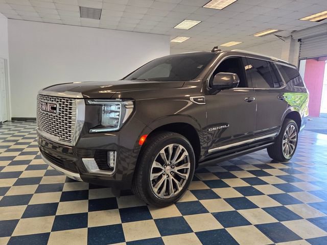 Used 2021 GMC Yukon Denali w/ Denali Premium Package RWD image 3