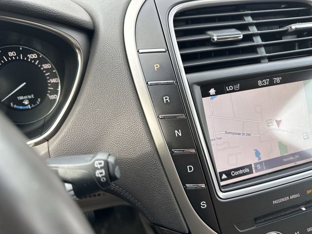 Used 2018 Lincoln MKX Reserve w/ Lincoln MKX Climate Package AWD/4WD image 30