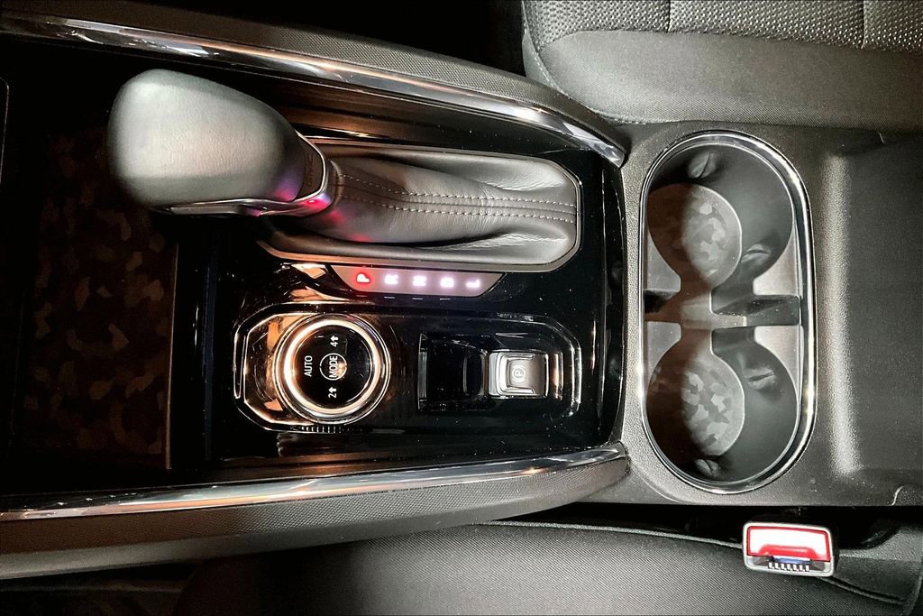 Used 2023 GMC Canyon Elevation w/ Trailering Package image 17