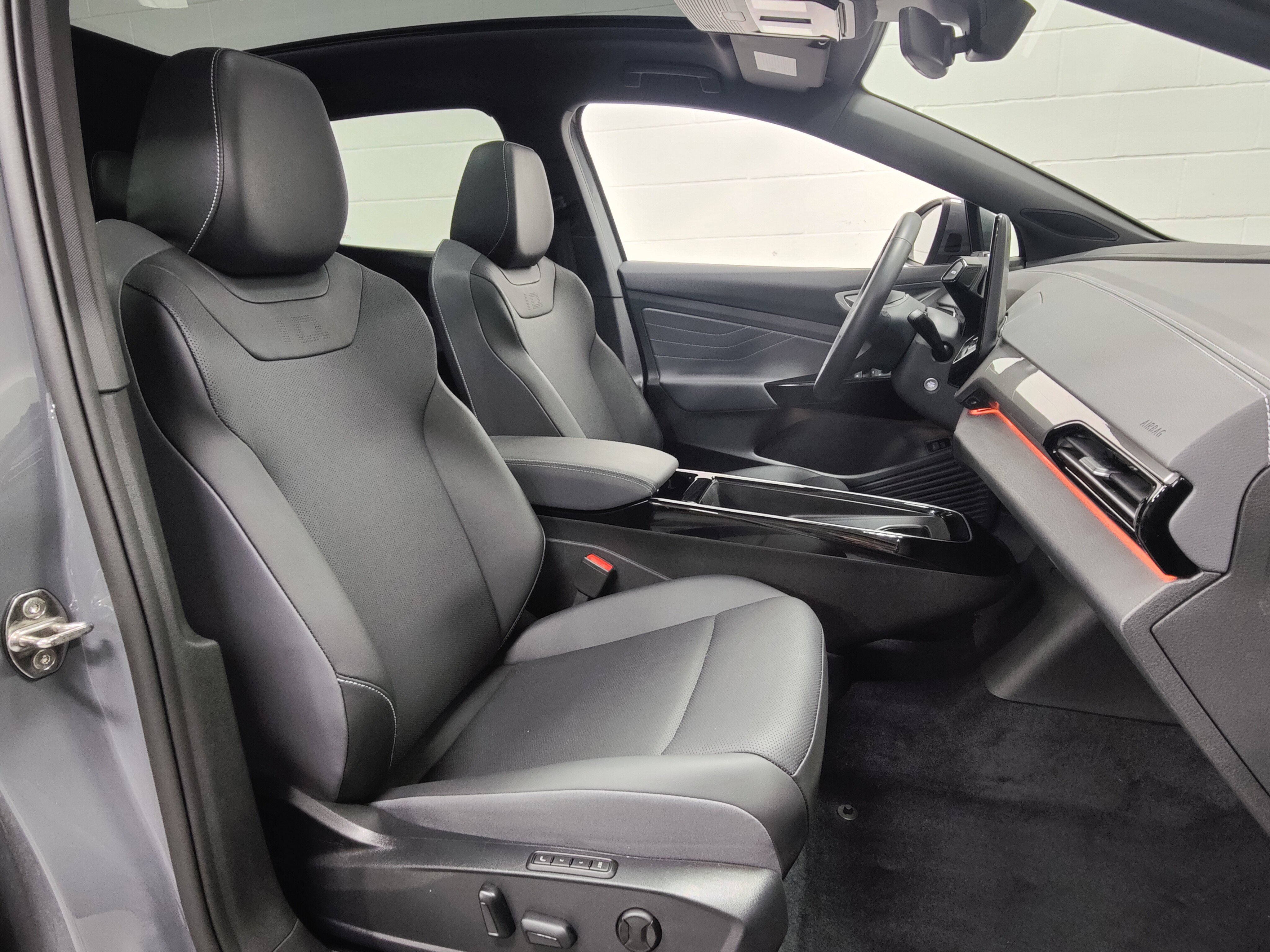 Certified 2024 Volkswagen ID.4 S image 5