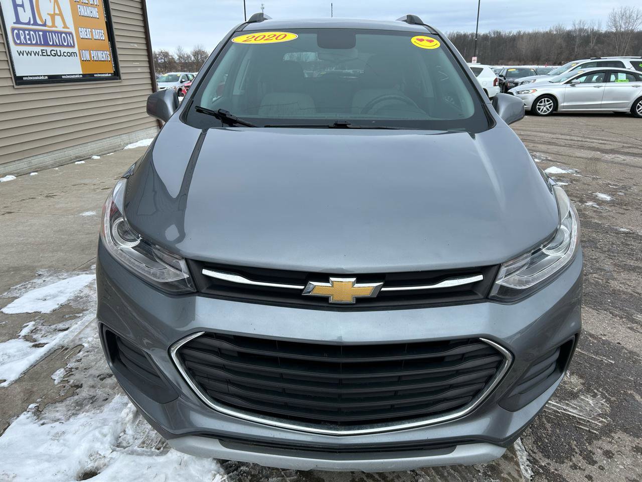 Used 2020 Chevrolet Trax LT image 2