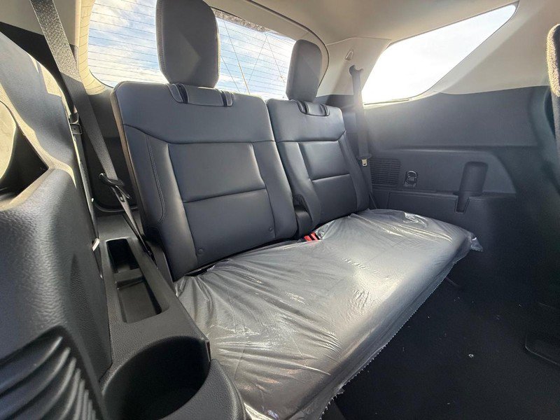 New 2026 Ford Explorer Active w/ Active Comfort Package image 14