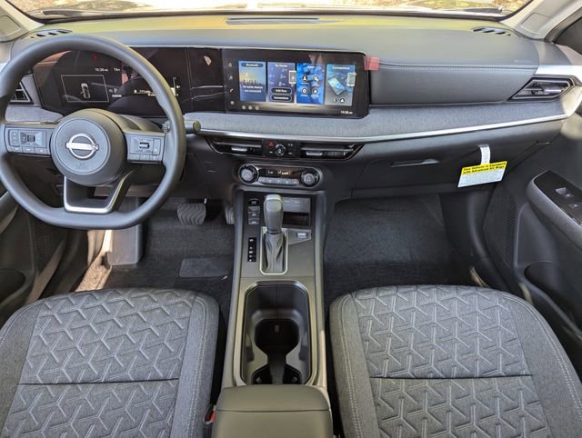 New 2026 Nissan Kicks SV image 15