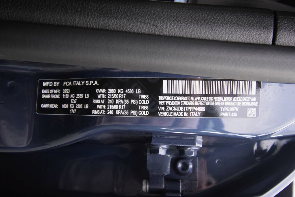 Used 2023 Jeep Renegade Latitude w/ Premium Group AWD/4WD image 29