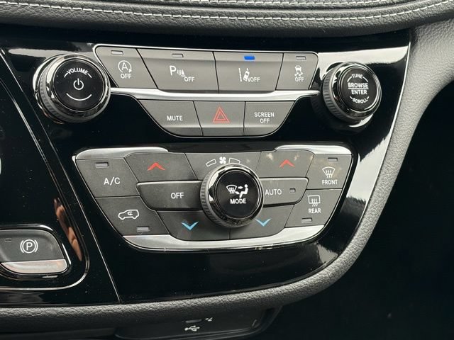 New 2026 Chrysler Pacifica Select w/ S Appearance Package FWD image 23