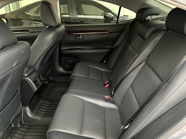 Used 2016 Lexus ES 350 w/ Premium Package w/Wood Trim FWD image 21