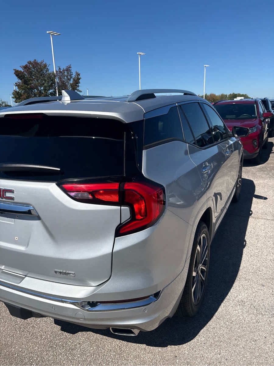 Used 2019 GMC Terrain Denali AWD/4WD image 25