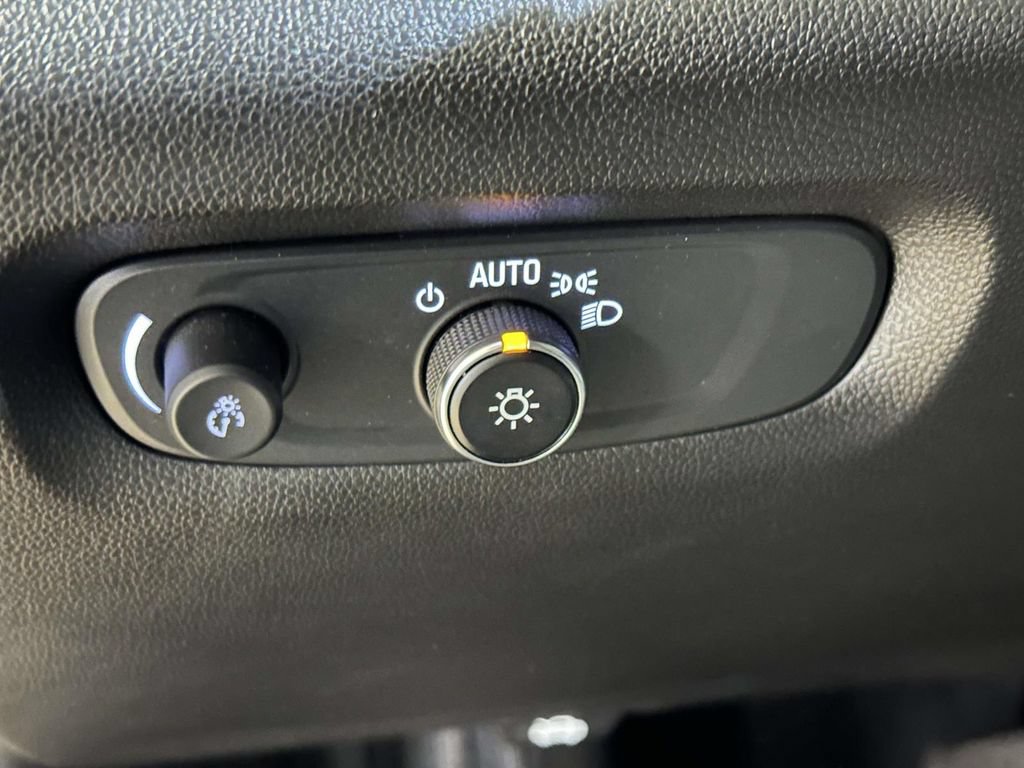 Certified 2023 Chevrolet Traverse LT AWD/4WD image 24