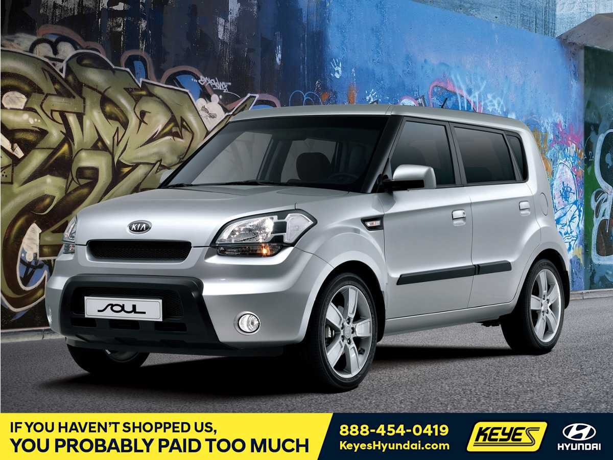 Used 2010 Kia Soul + FWD video 1