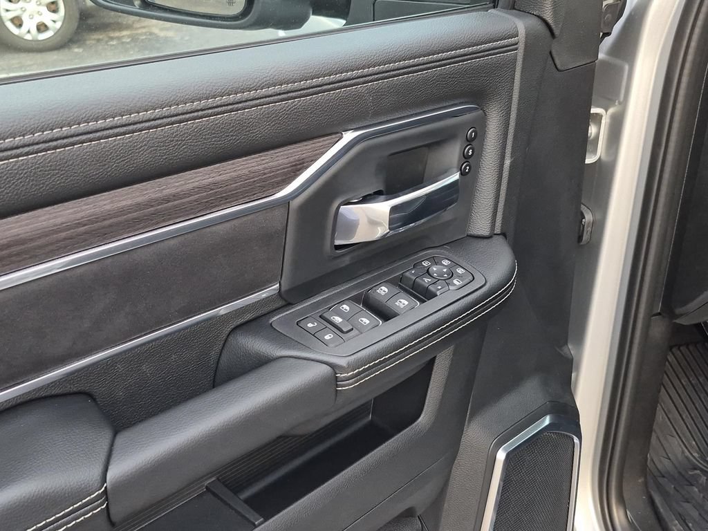 New 2027 RAM 3500 Laramie w/ Sport Appearance Package AWD/4WD image 18