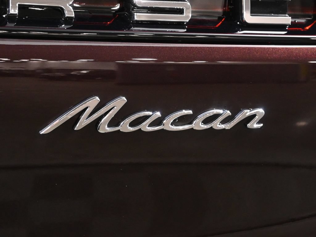 Used 2026 Porsche Macan AWD/4WD image 46