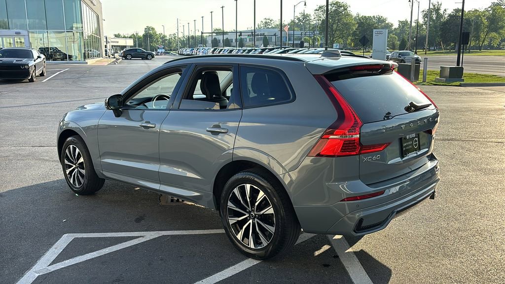 Used 2024 Volvo XC60 B5 Core w/ Climate Package AWD/4WD image 4