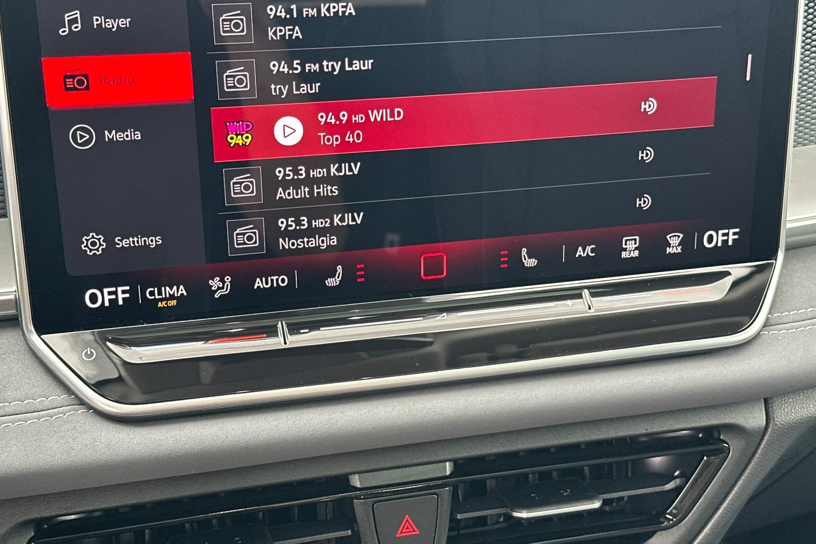 New 2026 Volkswagen Tiguan SE AWD/4WD image 20