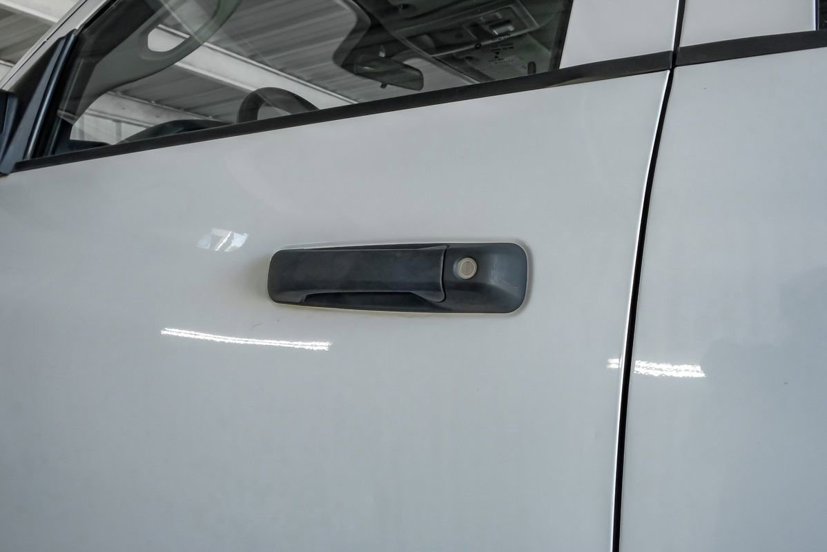 Used 2018 RAM 2500 Tradesman w/ Chrome Appearance Group image 41