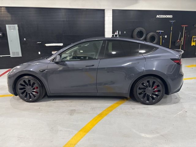 Used 2023 Tesla Model Y Performance image 5