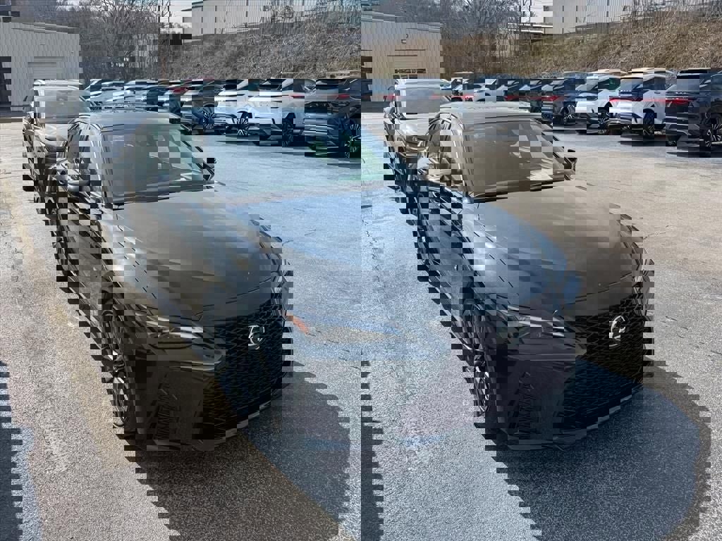 Used 2023 Lexus IS 350 F Sport w/ Navigation Package image 4