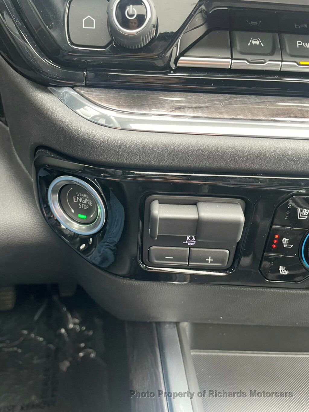 Used 2024 Chevrolet Silverado 1500 LTZ w/ Technology Package image 19