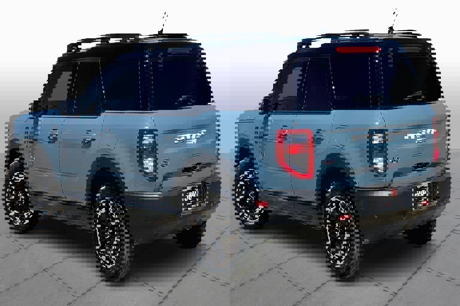 Used 2022 Ford Bronco Sport Outer Banks image 11