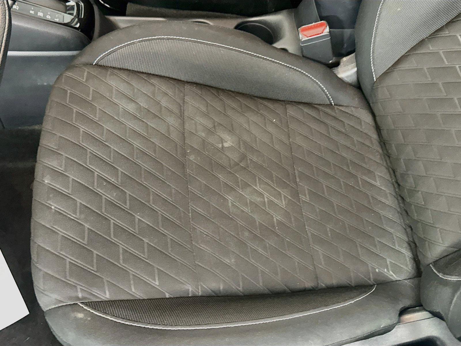 Certified 2022 Nissan Kicks S FWD image 19