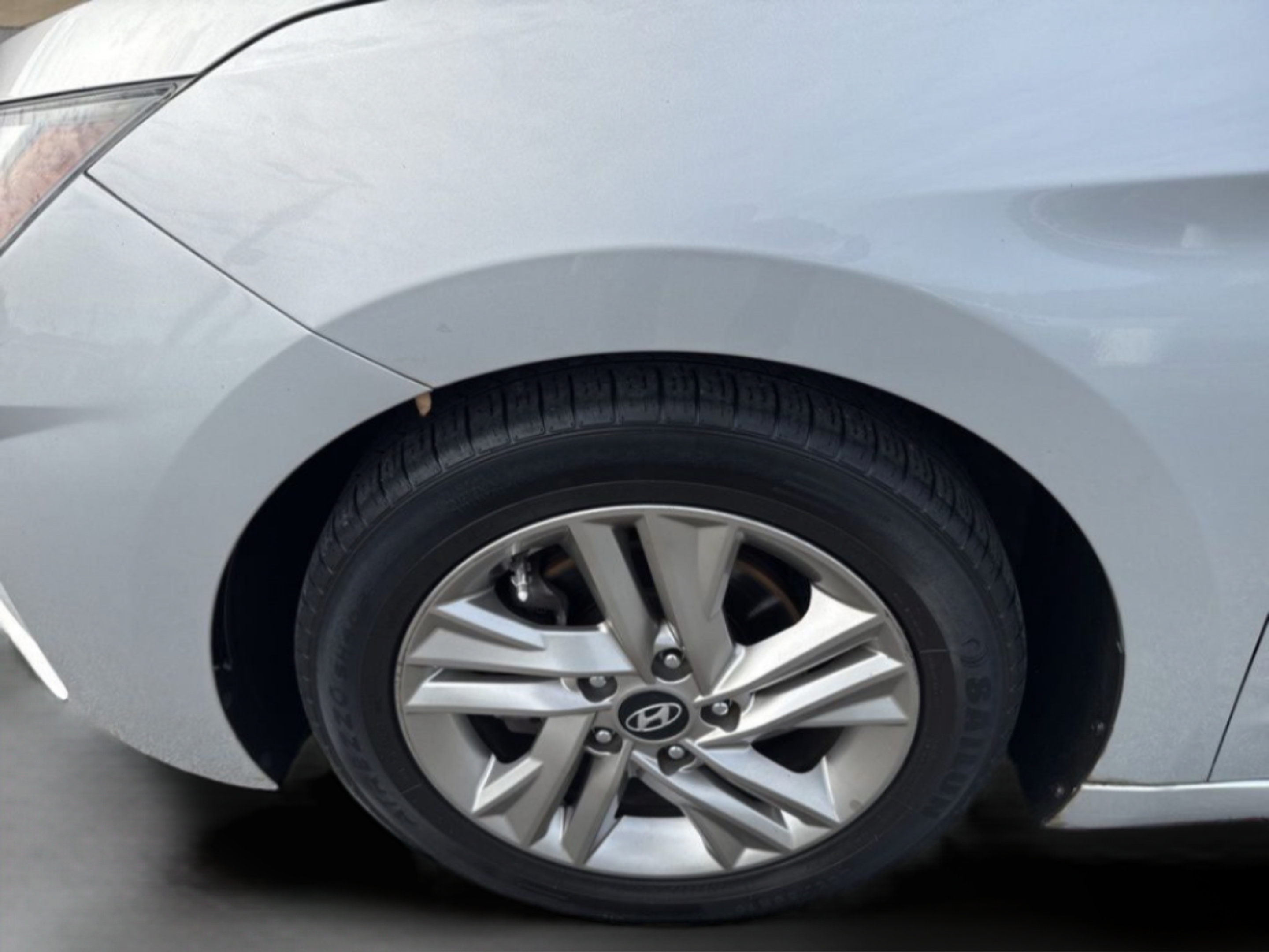 Used 2019 Hyundai Elantra SEL FWD image 30