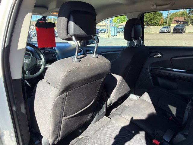 Used 2018 Dodge Journey SE AWD/4WD image 16