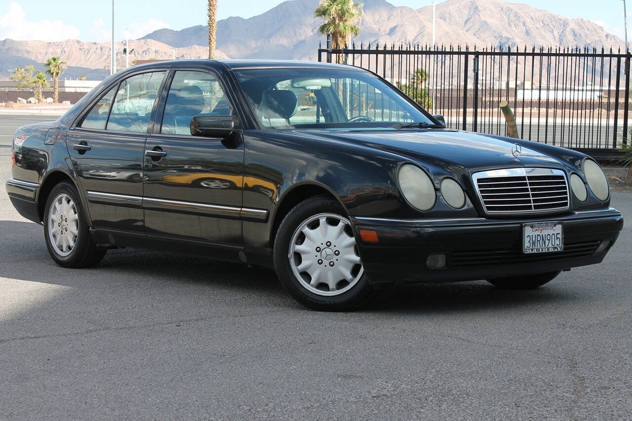 Used 1997 Mercedes-Benz E 320 Sedan image 2