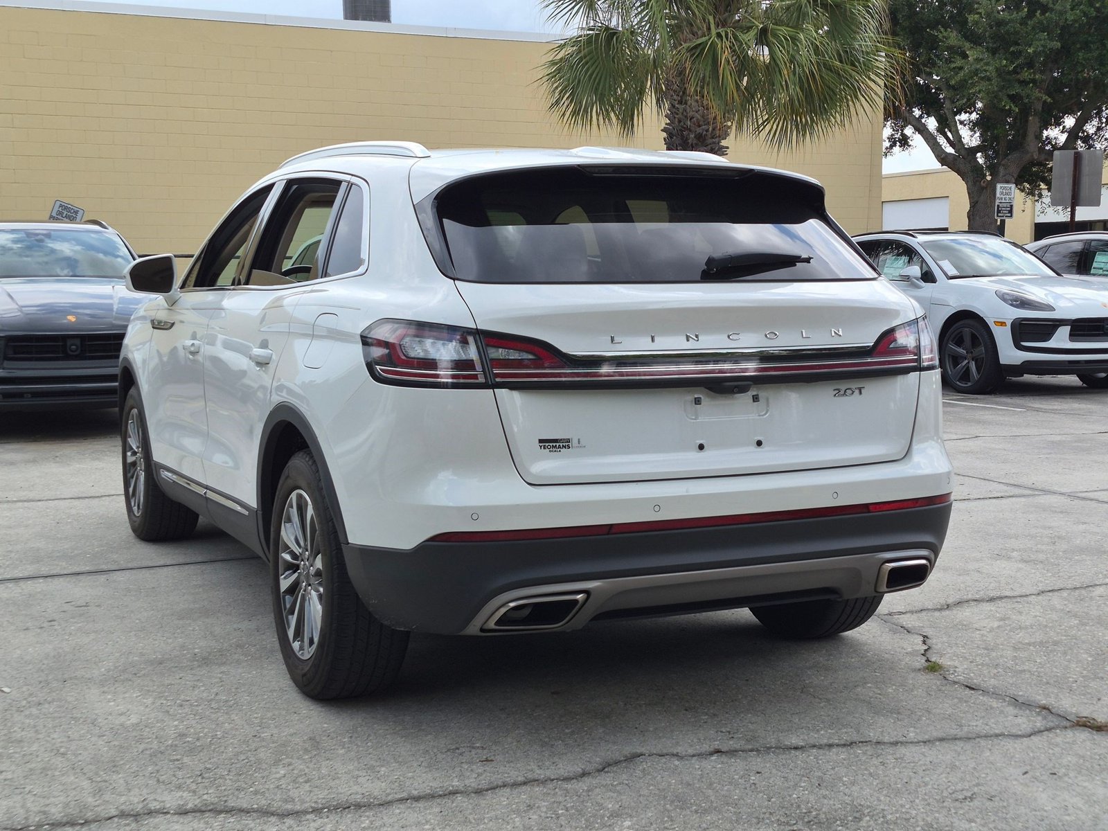 Used 2020 Lincoln Nautilus FWD w/ Equipment Group 101A video 3